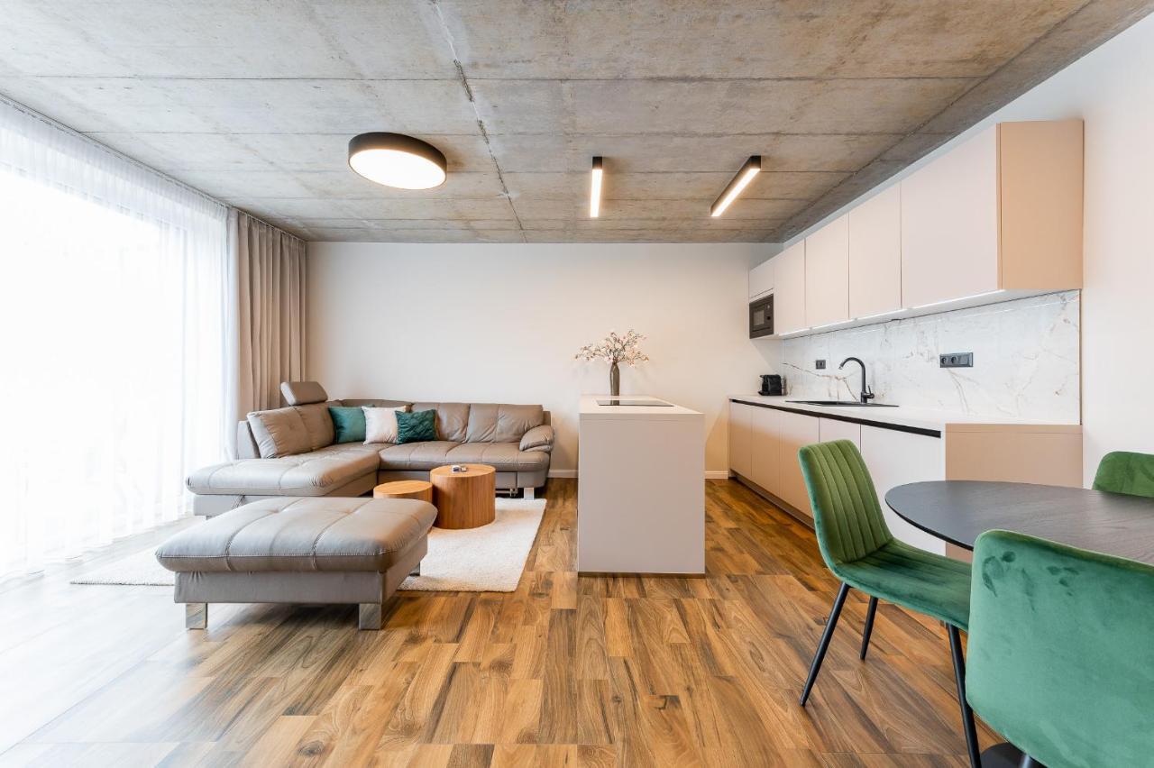 H75 Apartments Kosice Centre المظهر الخارجي الصورة