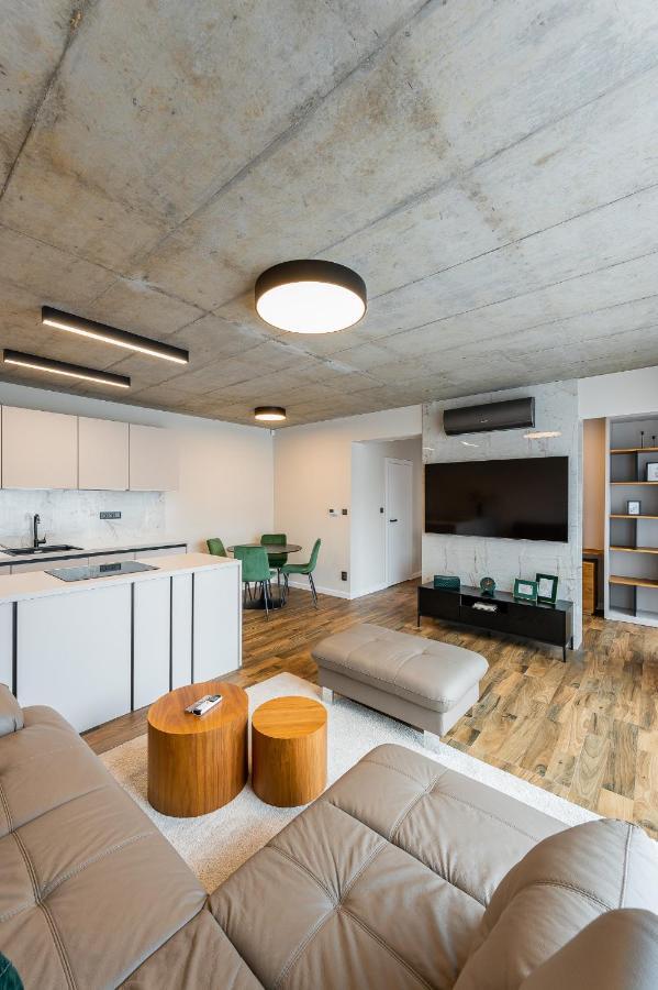 H75 Apartments Kosice Centre المظهر الخارجي الصورة