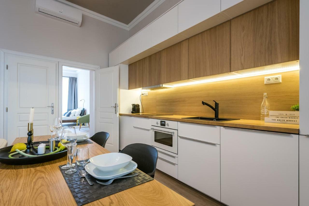 H75 Apartments Kosice Centre المظهر الخارجي الصورة